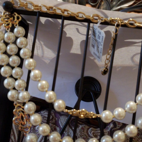 🎁SOLD OUT🎁NWT 3 ROUND W BEADED NECKLACES - Picture 3 of 8